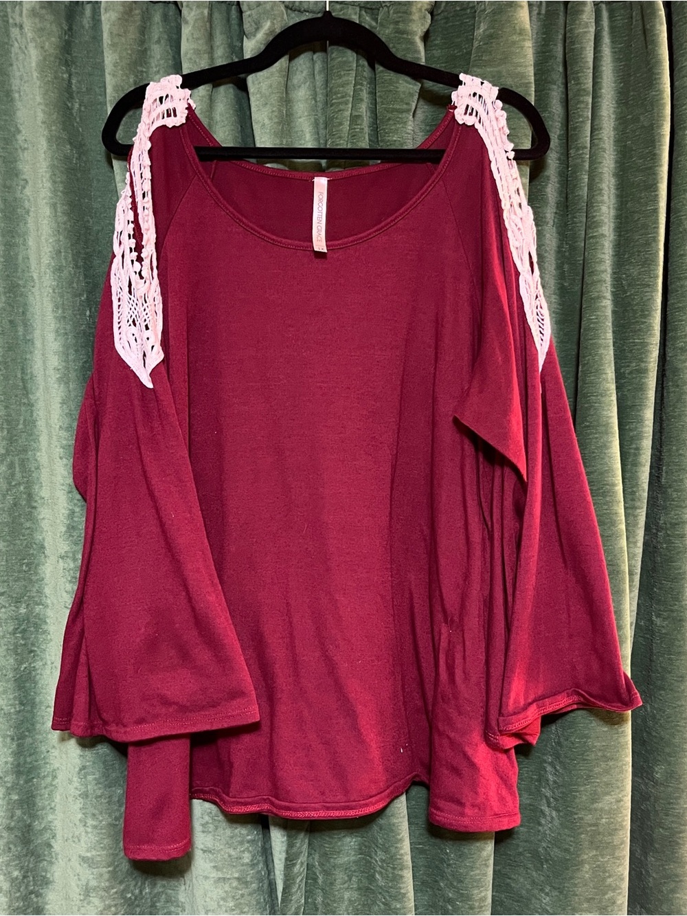 Cold-Shoulder Long-Sleeve Knit Top with Crochet Shoulder Accents - Burgundy